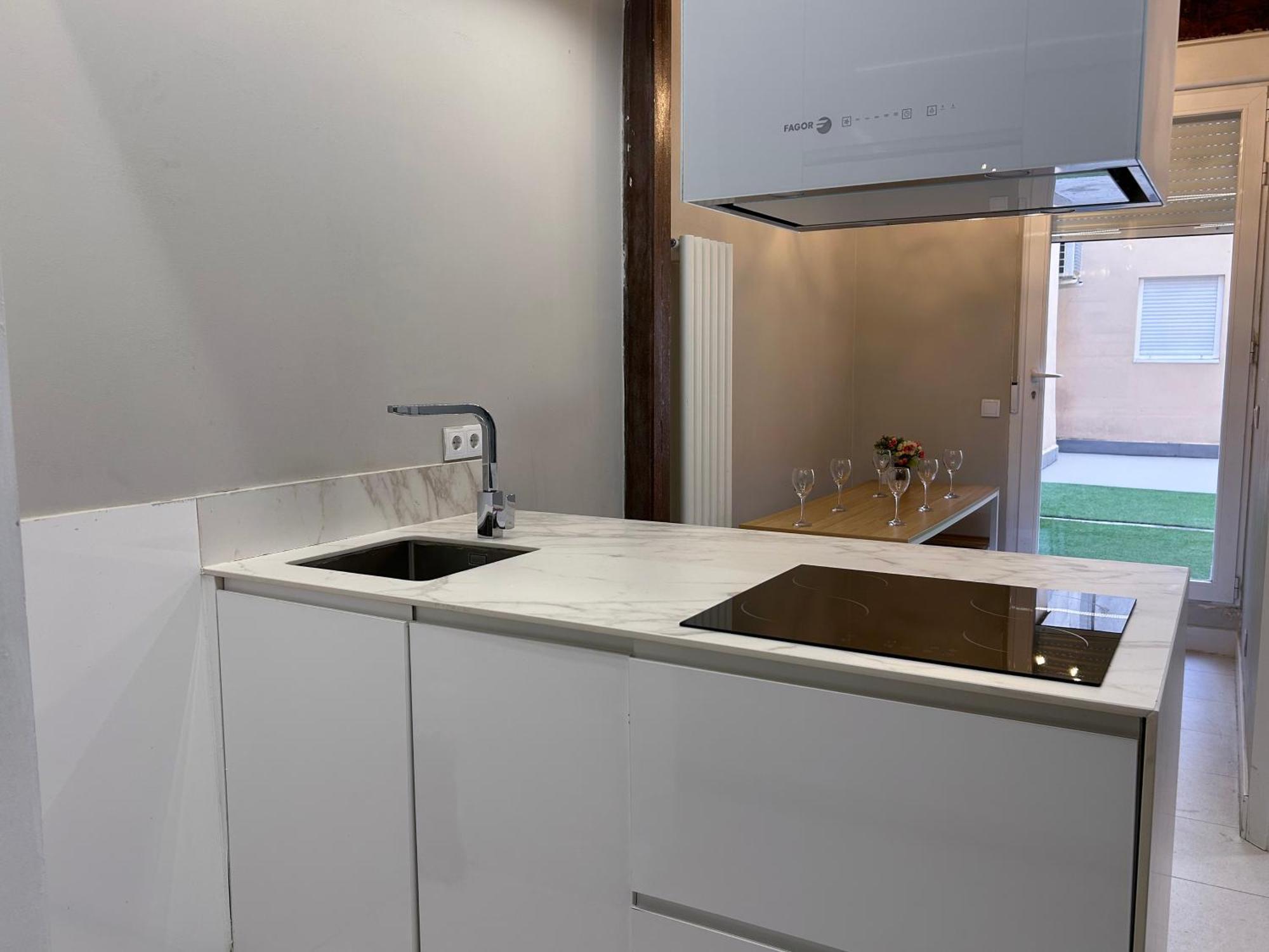 Apartamento Plaza Espana Centro - 8 Personas *